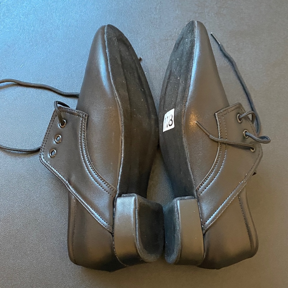 Keemi Black Leather Ballroom Dance Shoes for Men - Picture 2 of 6